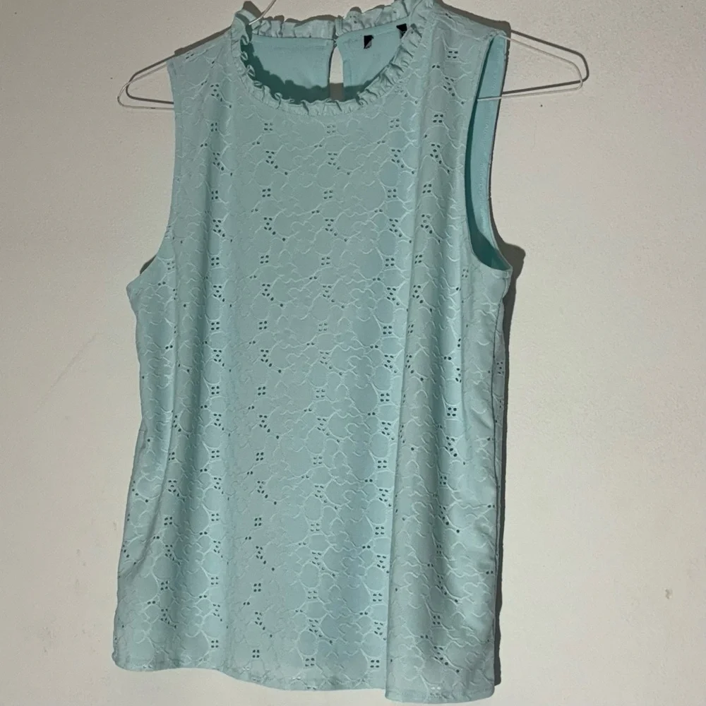 Women’s Sleeveless Stretchy Lace Top - Mint SZ M